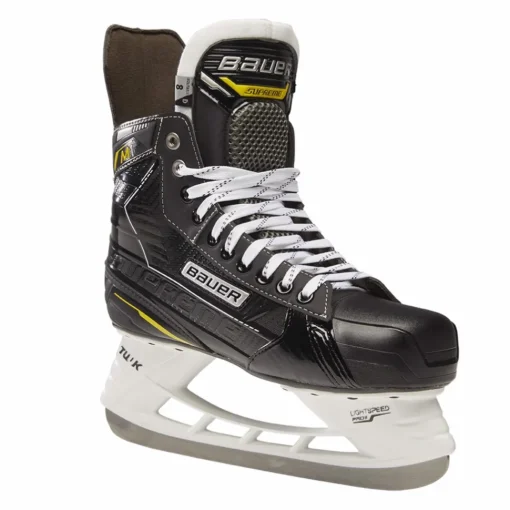Bauer supreme m1