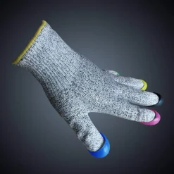 Nice shorttrack vingertips